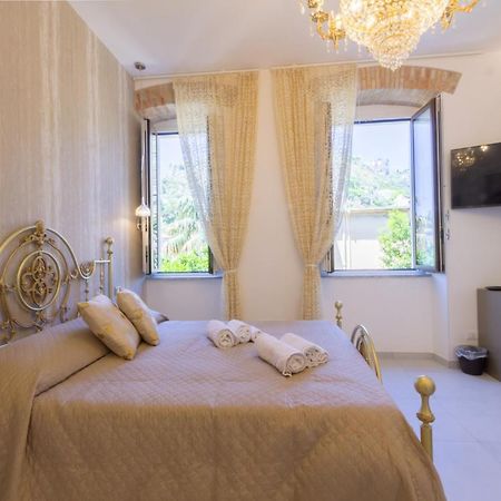 Villa Valverde Apartments E B&B 타오르미나 외부 사진
