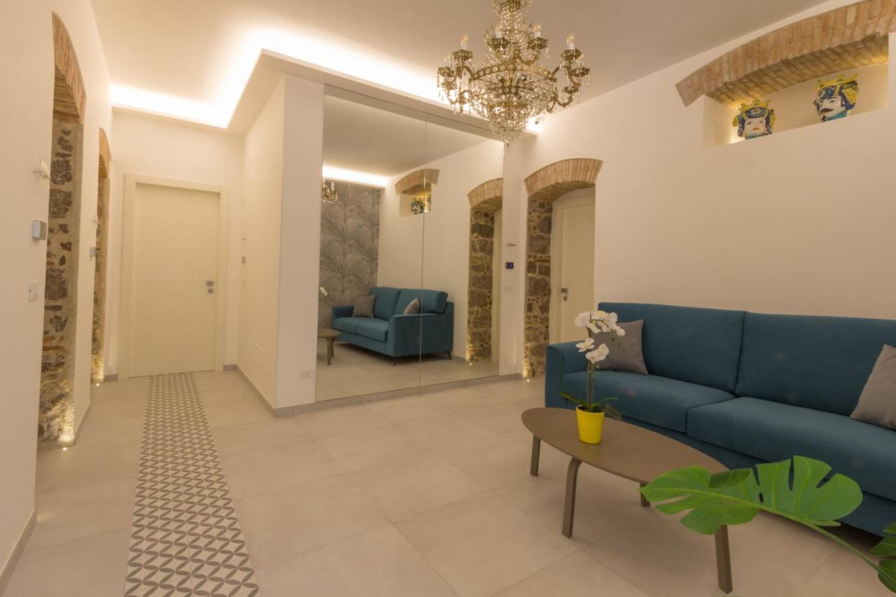 Villa Valverde Apartments E B&B 타오르미나 외부 사진